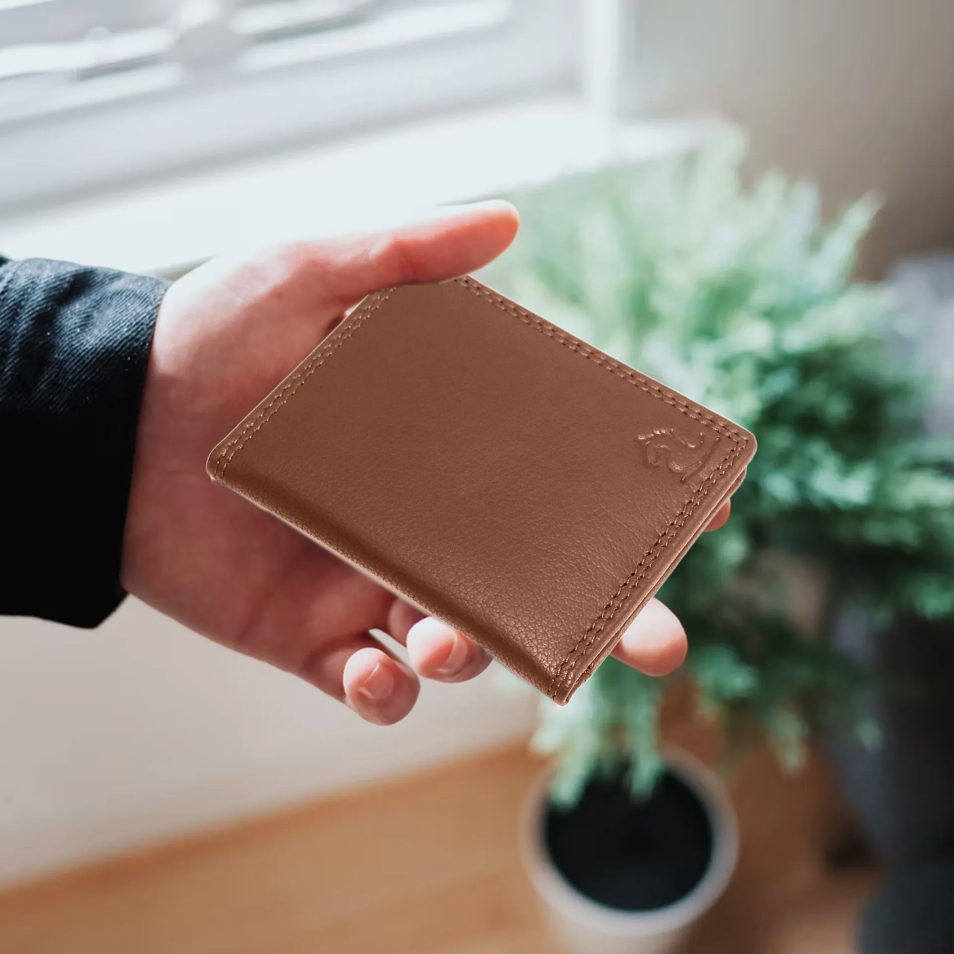13084 Tan Leather Card Holder for Men and Women