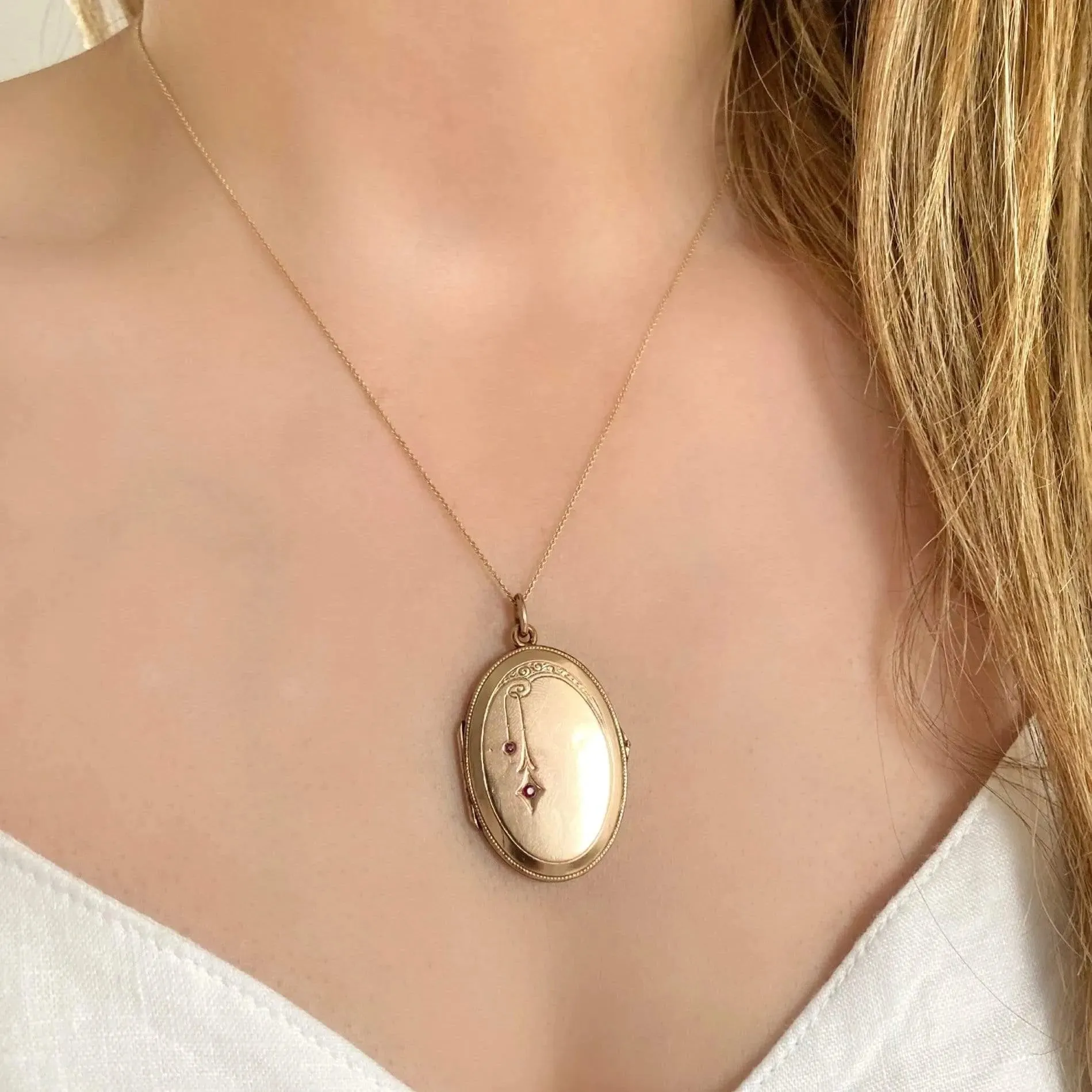 Art Nouveau Rolled Gold Locket Necklace