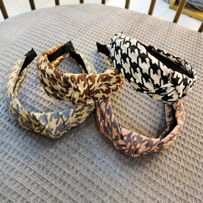Classic Houndstooth Pattern Knotted Wide Hairbands
