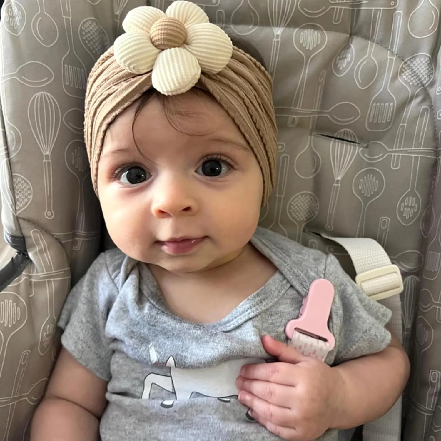 CLLOT 3 Pcs Baby Flower Headbands Baby Girls Nylon Headbands Soft Stretchy Headwear Hair Accessories for Newborn Infant Toddler Kids (Beige Ginger Khaki)