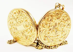 Fully Hallmarked 15 Carat Gold Locket Necklace 1908 Blanckensee & Son