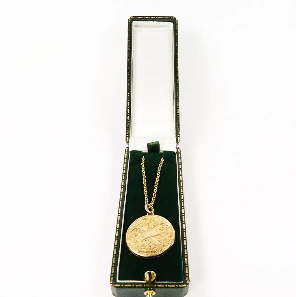 Fully Hallmarked 15 Carat Gold Locket Necklace 1908 Blanckensee & Son