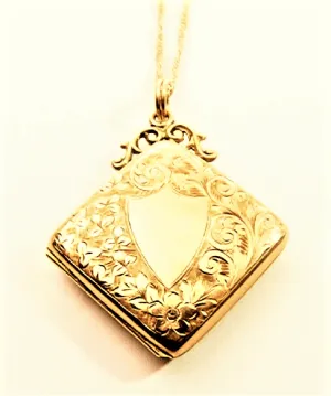 Solid Gold Fully Hallmarked Edwardian Locket Chester Assayed 1908 With Necklace